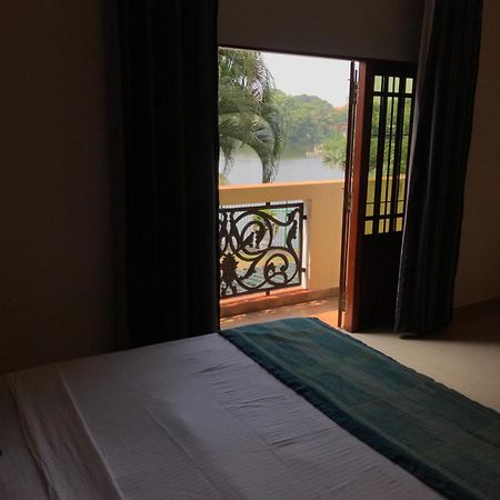 Amani Lake Resort 帕讷杜勒 外观 照片